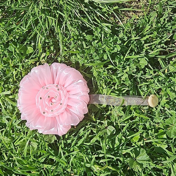 Hand Crafted Prom Corsage Flower with Graduation Card - Picture 4 of 17